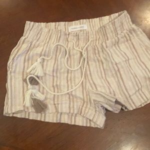 Linen shorts